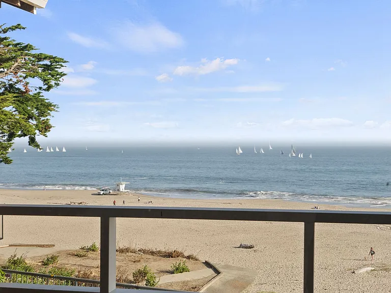 1703 E Cliff Dr #4 — Photo 26