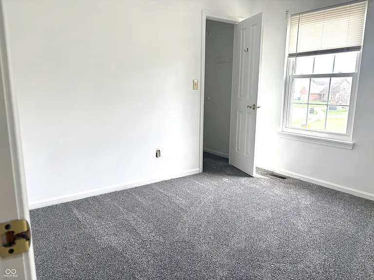 11052 Oakspring Dr — Photo 19