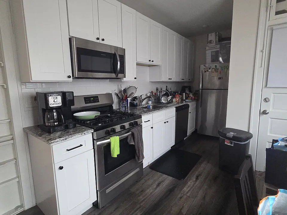 5818 W Berteau Ave #1