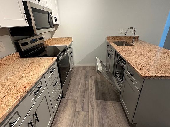 4th image of 310 Barnstable Rd #308