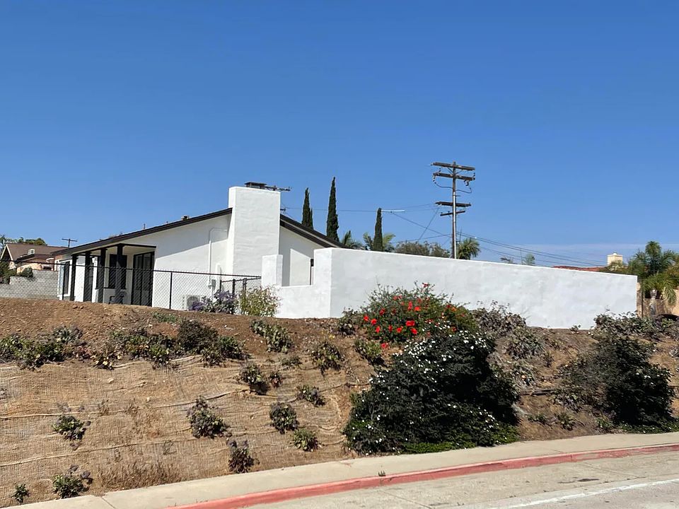 1st image of 2210 Illion St