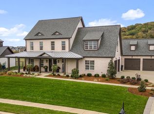 6629 Flushing Dr, College Grove, TN 37046