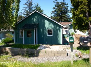 94235 8th St, Gold Beach, OR 97444