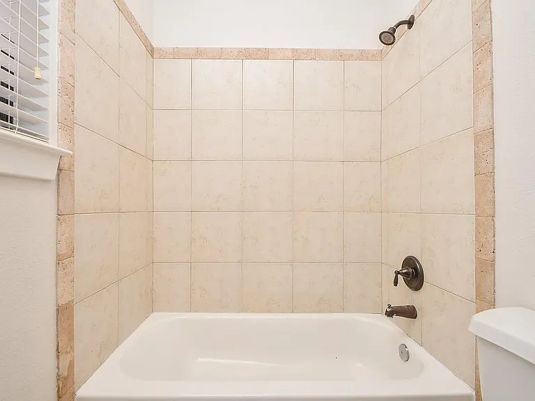 2422 Navigation Blvd #A — Photo 26