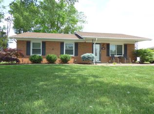214 Greenfield Cir, Mt Washington, KY 40047