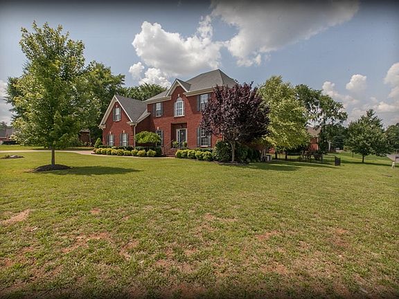 3rd image of 2026 Woodcliff Dr