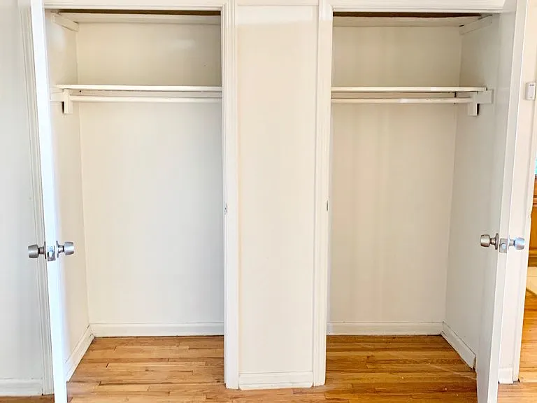 1545 Rhinelander Ave #4X — Photo 7