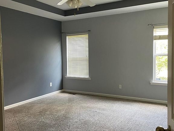 3rd image of 4524 Sawmill Pl