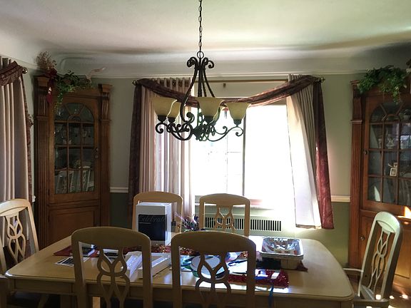 5th image of 15617 Normandy Ave