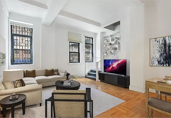3rd image of 127 W 79th St #1C2C