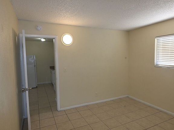 4th image of 3021 E Carey Ave APT 2
