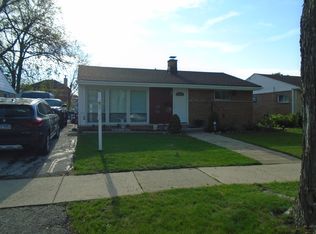 8252 N Octavia Ave, Niles, IL
