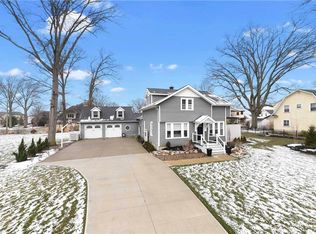 32066 Lake Rd, Avon Lake, OH 44012