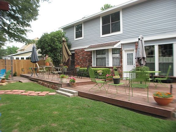 3rd image of 110 W Quanah Ct S