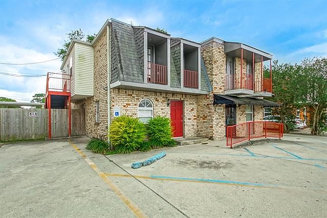 1st image of 2032 Carol Sue Ave