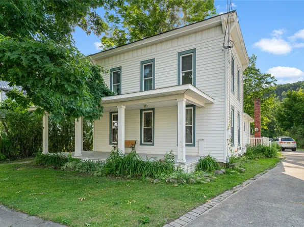 33 Bridge St, Sidney, NY 13838