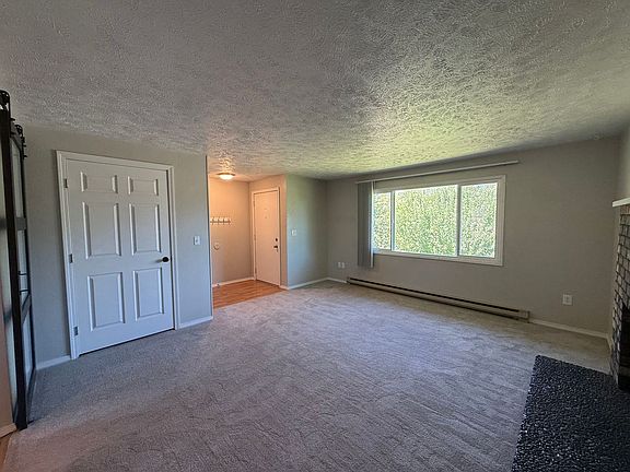4th image of 1004 E Joseph Ave