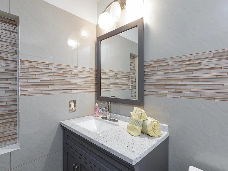 Casa Verde Dr — Photo 6