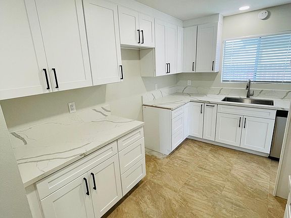 3rd image of 144 Lisa Ln #A
