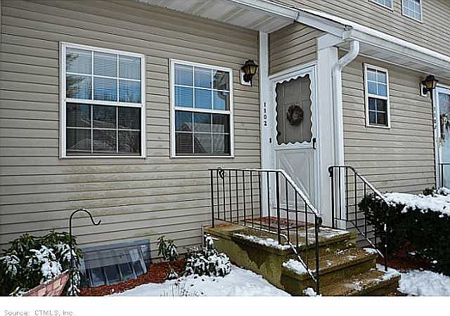 1st image of 1102 Sunfield Dr