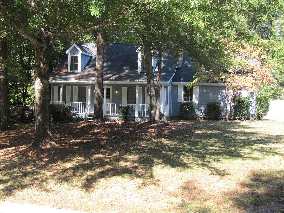 1st image of 348 Sherwood Cir SE