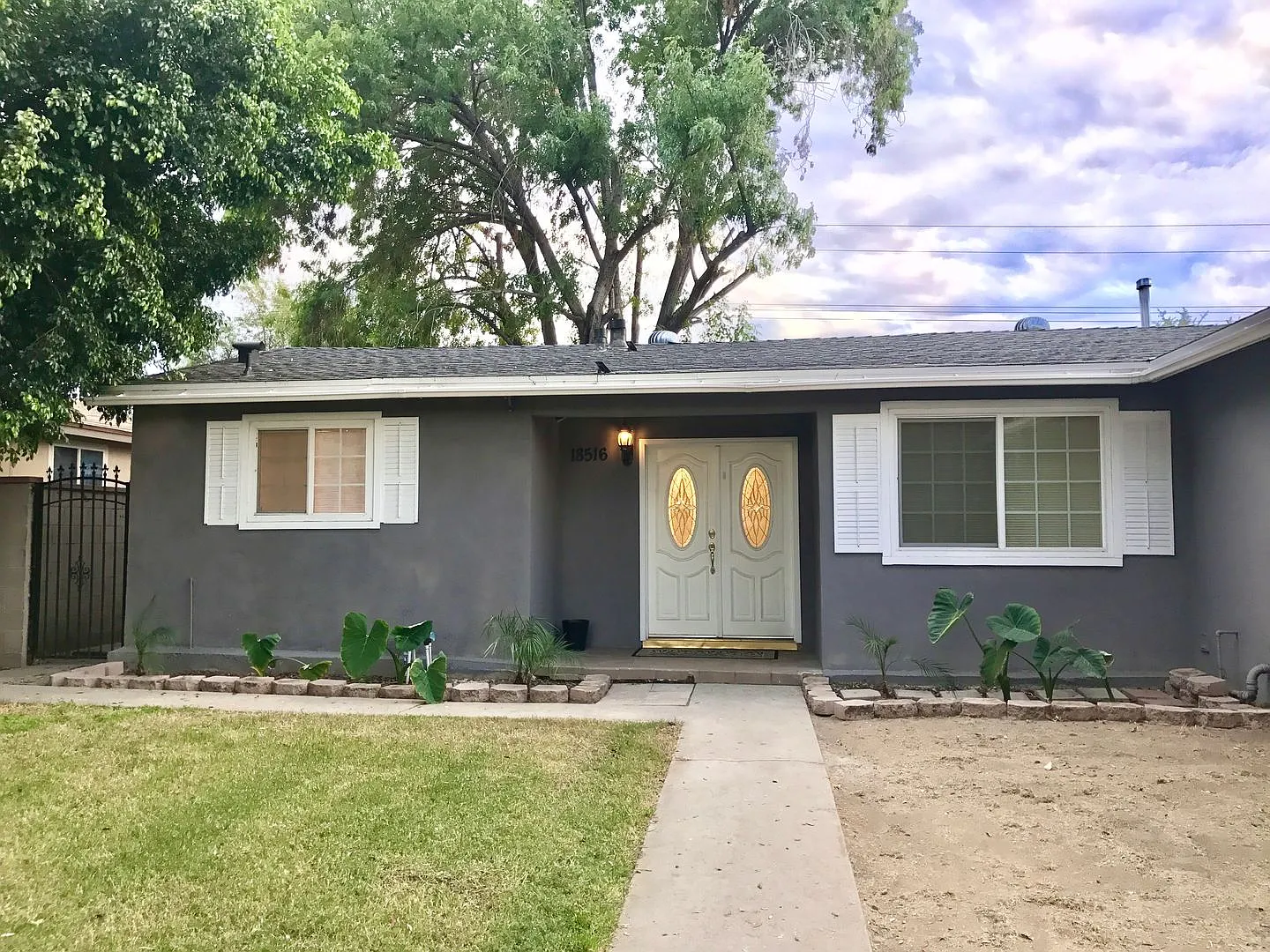 4 Bed 3 Bath Beautiful Home — Photo 1