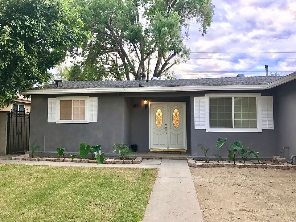 1st image of 18516 E Petunia St
