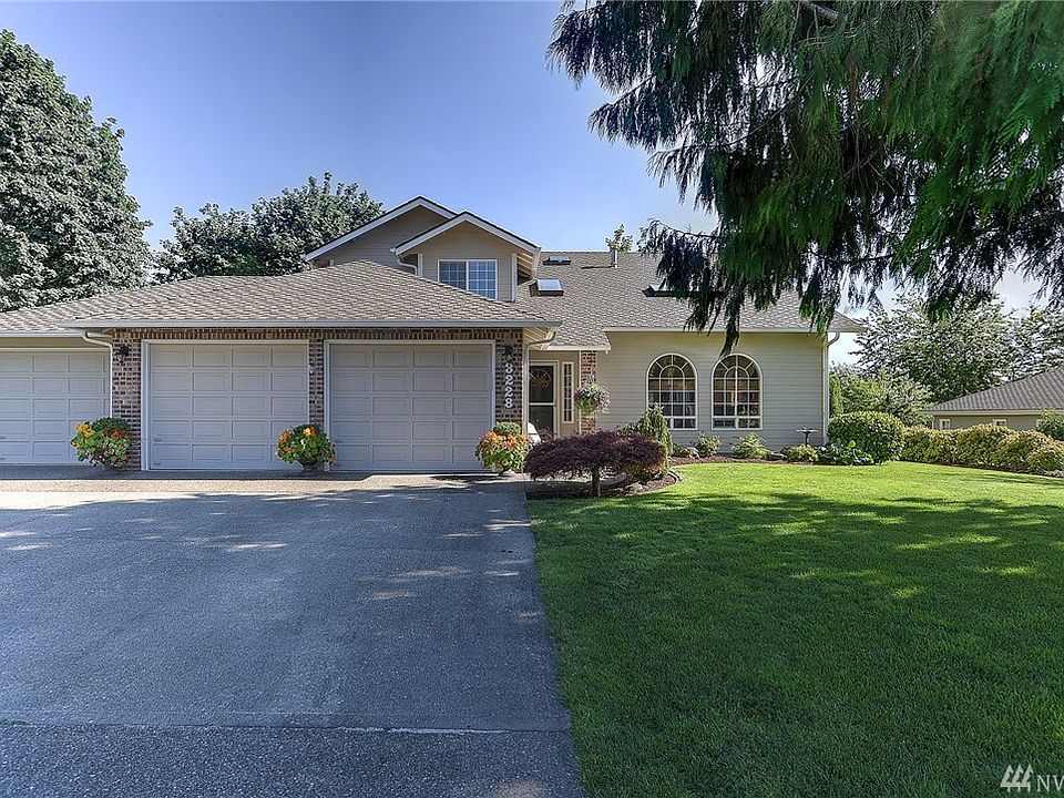 1st image of 3228 41st Way SE