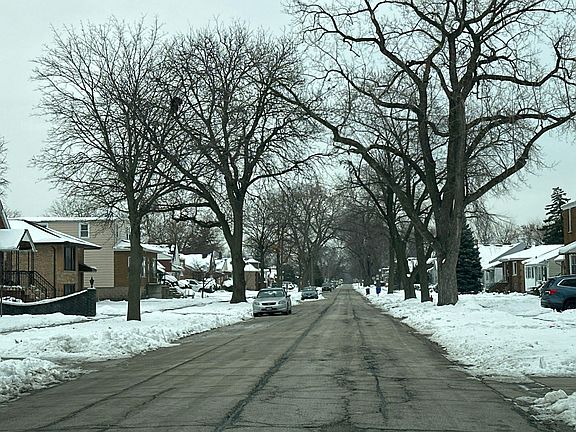 5th image of 8121 46th St