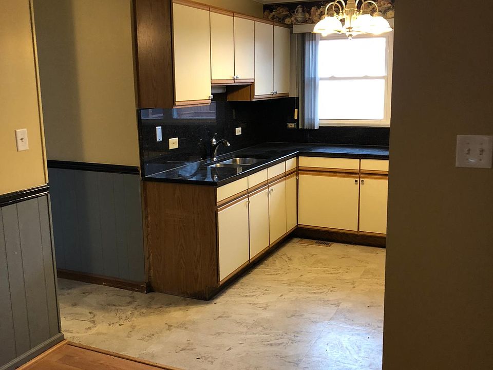 1st image of 314 N Orchard Dr