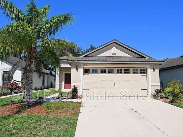 2238 Caspian Dr, Lakeland, FL 33805