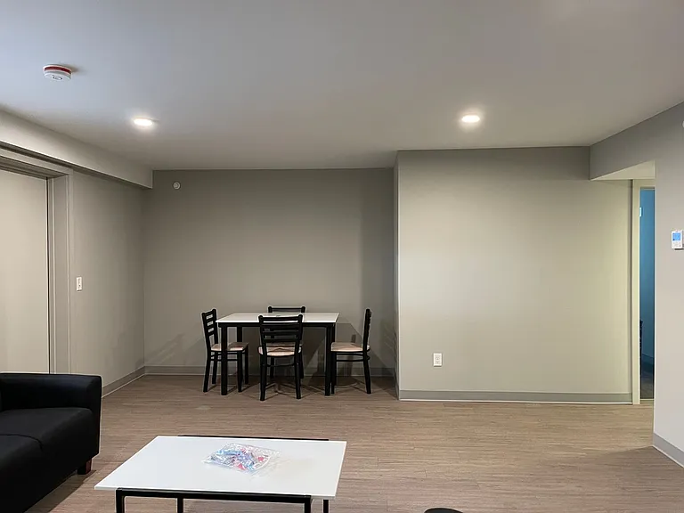 126 College Ave — Photo 13