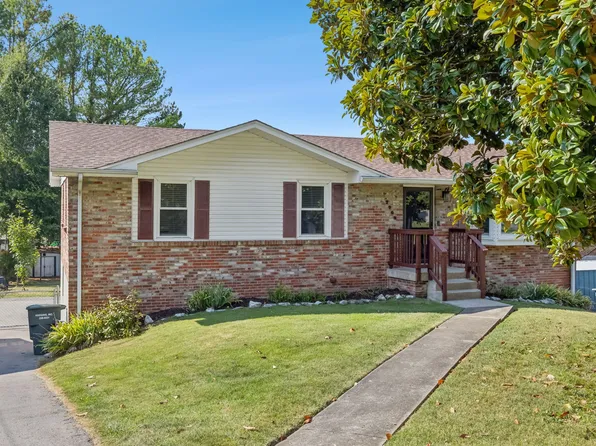 7965 Sawyer Brown Rd, Nashville, TN 37221