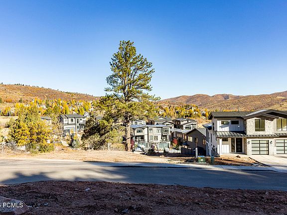 2nd image of 4069 W Crest Ct #306