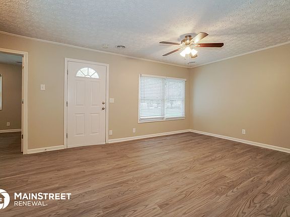 4th image of 1424 Crest St