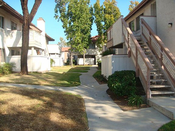 5th image of 10246 Norma Gardens Dr Unit 2