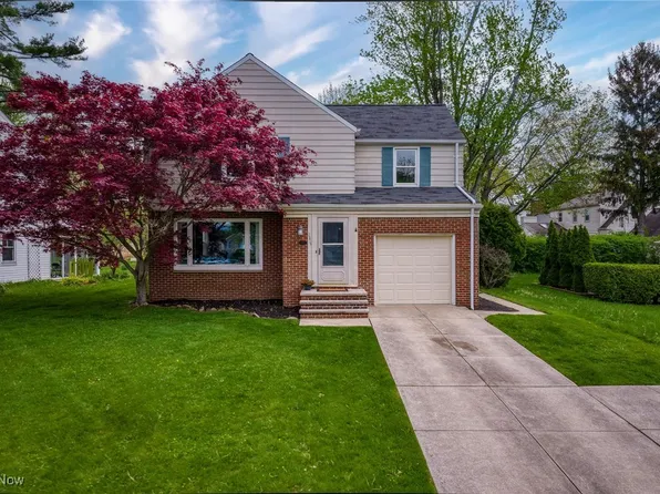 1315 Clearview Rd, Lyndhurst, OH 44124
