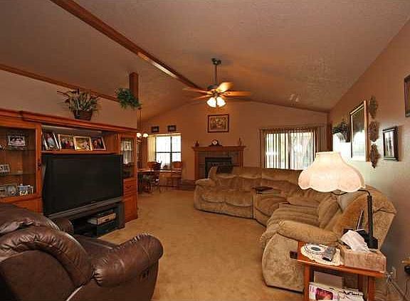 2nd image of 1611 N Orchard Ter