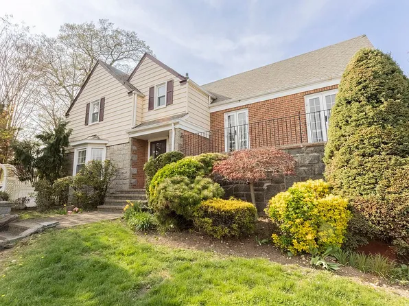 21515 86th Ave, Queens Village, NY 11427