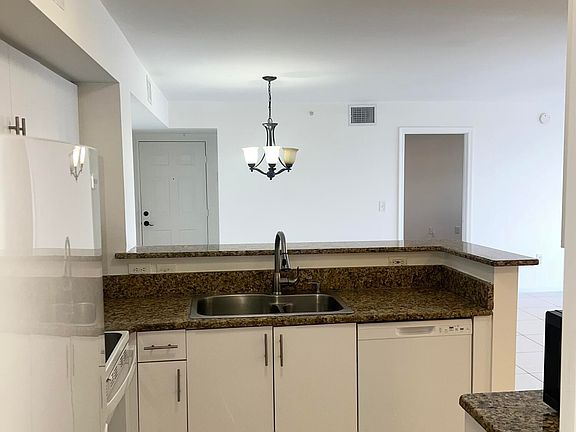5th image of 4840 N State Rd 7 #6204