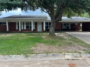 1310 Chestnut St, Magnolia, AR 71753