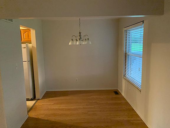 3rd image of 12648 Elaine Dr