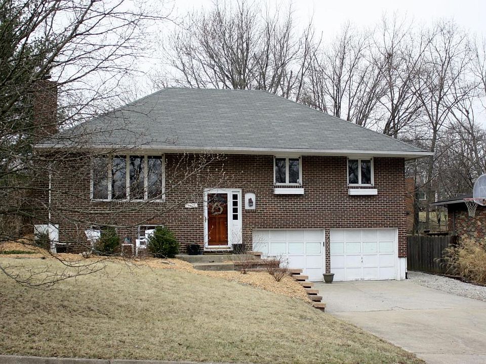 1st image of 2901 Lynnwood Dr