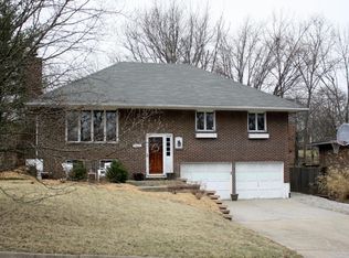 2901 Lynnwood Dr, Columbia, MO 65203