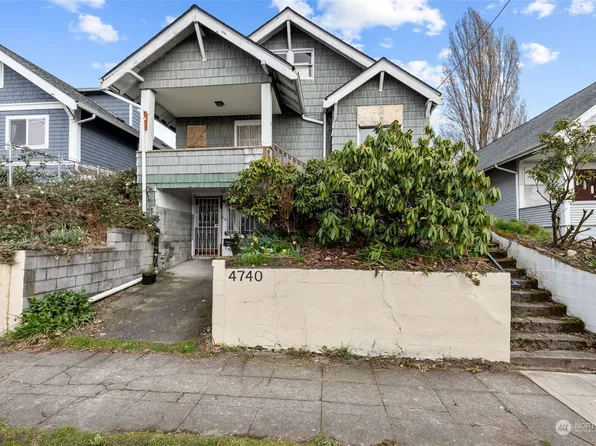 4742 7th Avenue NE, Seattle, WA 98105