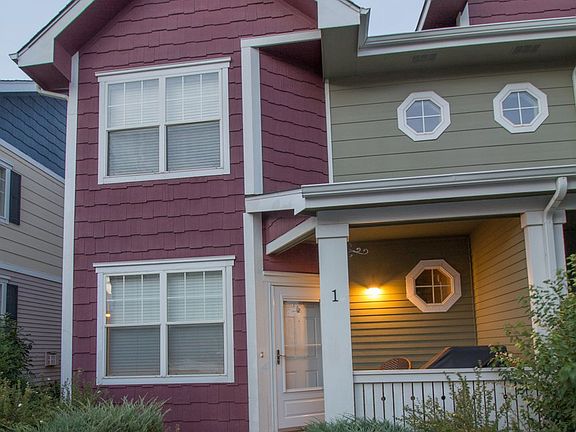 2nd image of 3334 Apple Blossom Way Unit 1