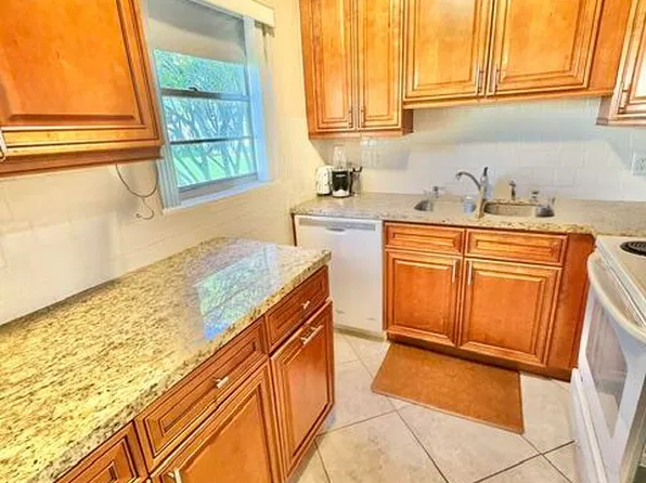 49 Norwich C, West Palm Beach, FL 33417