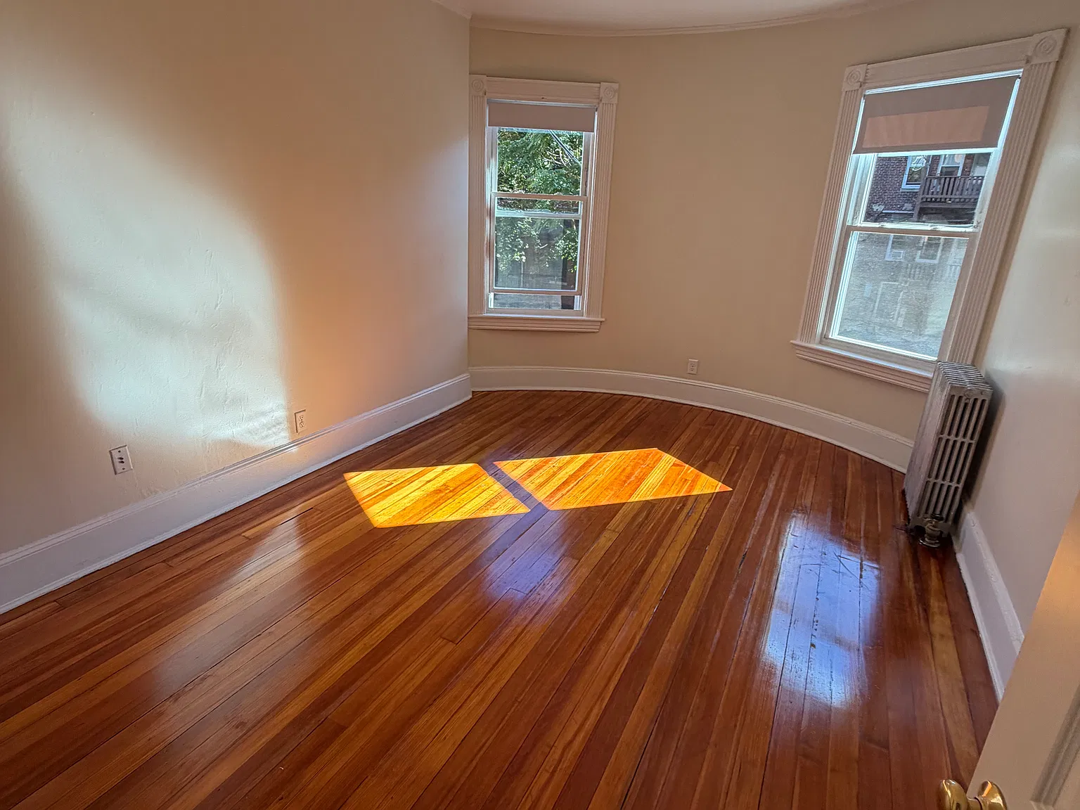 Beacon St, Brookline — Photo 3