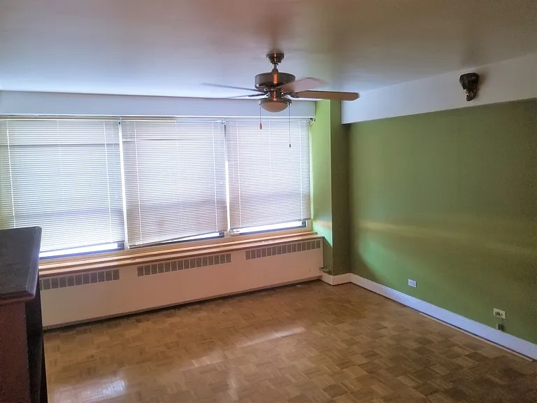 4180 Marine Terrace Apartments — Photo 135