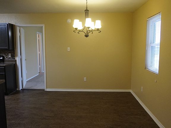 5th image of 2304 Gallop Dr